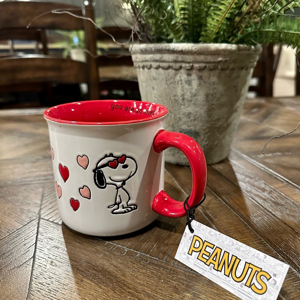 Valentine’s Day snoopy mug